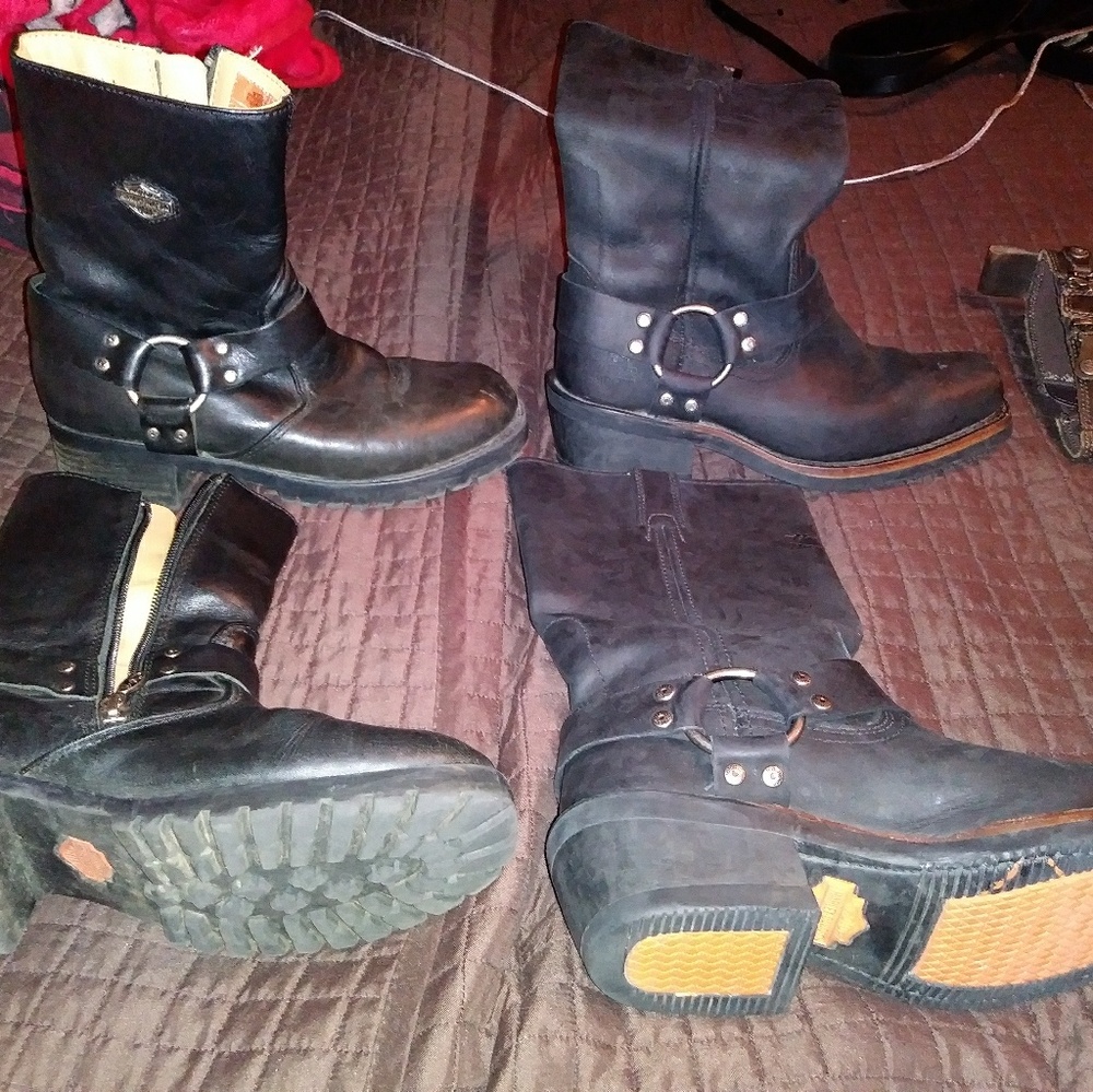 2 pairs of boots
